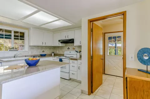15738 Horseless Carriage Dr, Redding, CA 96001 photo 21