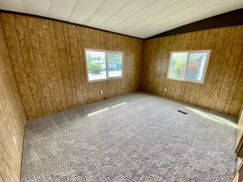 4450 White River Dr, Redding, CA 96003 photo 17