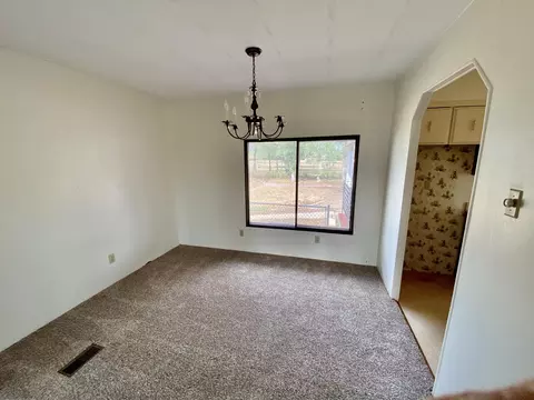 4450 White River Dr, Redding, CA 96003 photo 9