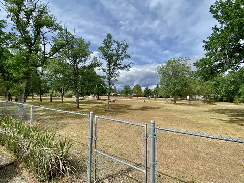 4450 White River Dr, Redding, CA 96003 photo 30
