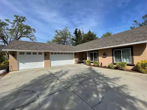 6128 Brassie Way, Redding, CA 96003 photo 4