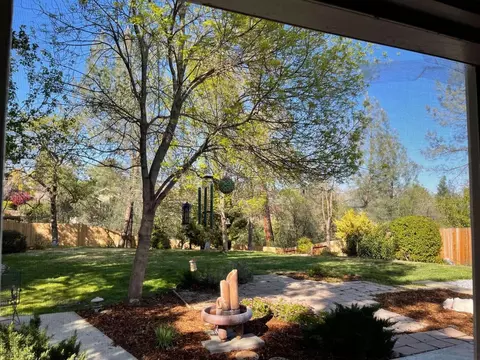 6128 Brassie Way, Redding, CA 96003 photo 13