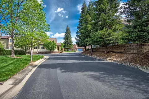 3125 Sinaloa Trl, Redding, CA 96002 photo 3