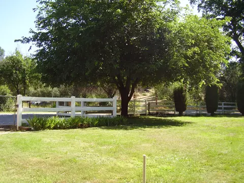 12062 Daut Rd, Redding, CA 96003 photo 6