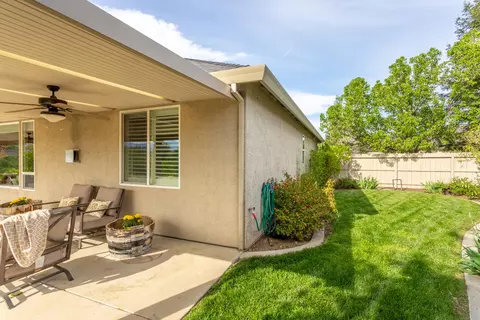 1418 Harbor Ct, Redding, CA 96003 photo 33
