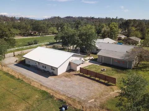 13932 Walter Ave, Redding, CA 96003 photo 47