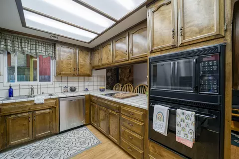 2864 Wyndham Ln, Redding, CA 96001 photo 12