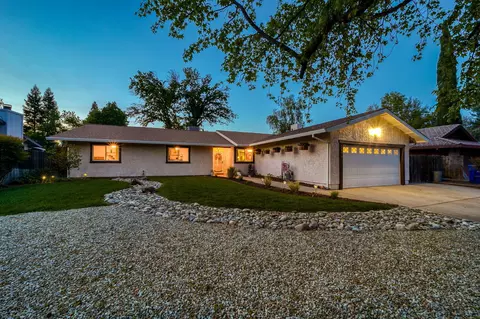 2864 Wyndham Ln, Redding, CA 96001 photo 1