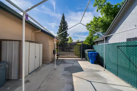 277 Kingsview Ct, Redding, CA 96003 photo 38