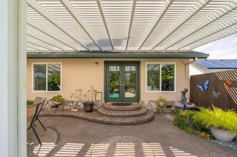 277 Kingsview Ct, Redding, CA 96003 photo 28