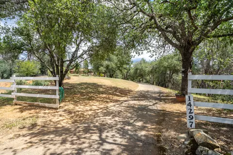 14297 Indian Acres Trl, Redding, CA 96003 photo 66