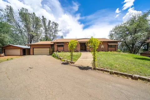 14297 Indian Acres Trl, Redding, CA 96003 photo 3
