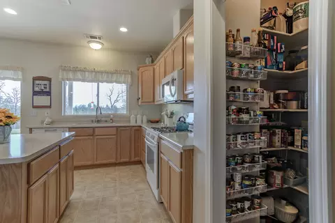 21088 Boyle Rd, Redding, CA 96003 photo 10