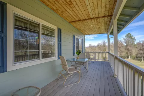 21088 Boyle Rd, Redding, CA 96003 photo 5