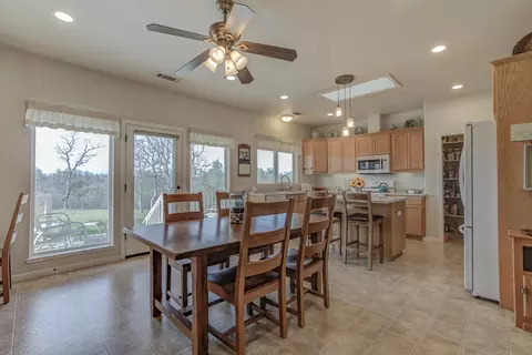 21088 Boyle Rd, Redding, CA 96003 photo 14