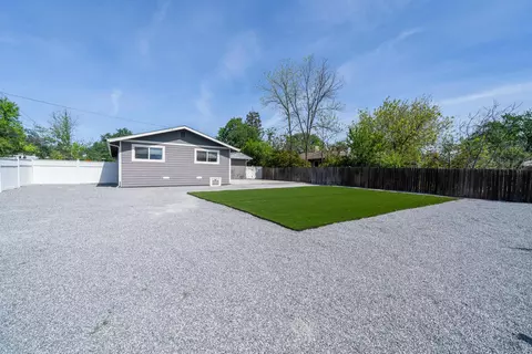 1581 Derby Ln, Redding, CA 96002 photo 24