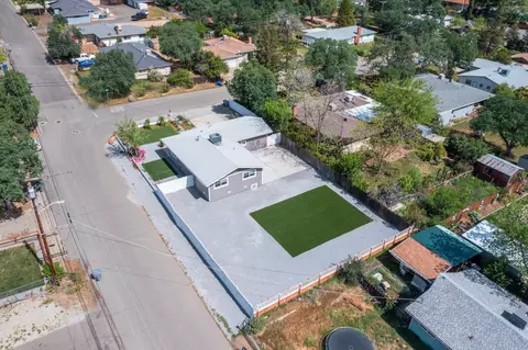 1581 Derby Ln, Redding, CA 96002 photo 29