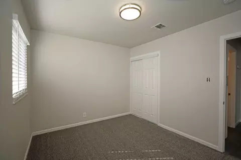 1002 A St, Redding, CA 96002 photo 10