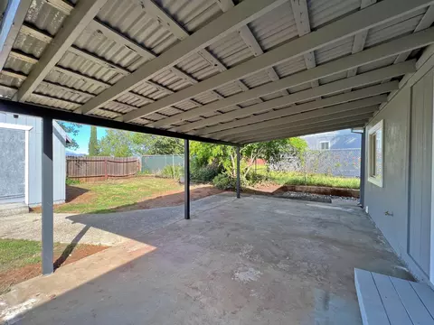 1002 A St, Redding, CA 96002 photo 12