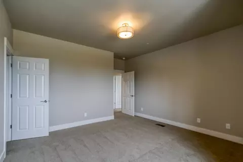 2602 Brooklyn Ln, Redding, CA 96003 photo 21