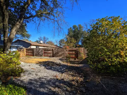 1879 Tiburon Dr, Redding, CA 96003 photo 24