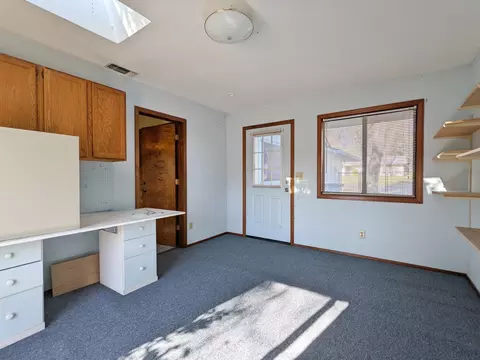 1879 Tiburon Dr, Redding, CA 96003 photo 18