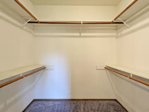 1879 Tiburon Dr, Redding, CA 96003 photo 9
