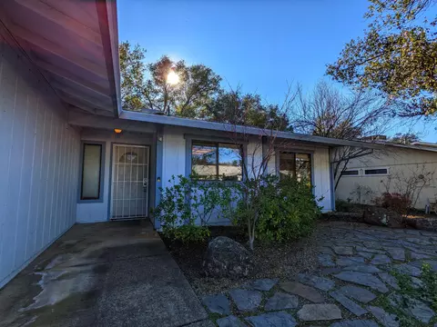 1879 Tiburon Dr, Redding, CA 96003 photo 21