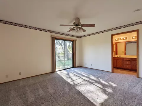 1879 Tiburon Dr, Redding, CA 96003 photo 5