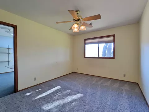 1879 Tiburon Dr, Redding, CA 96003 photo 15