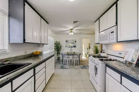 5222 Debbie Ln, Redding, CA 96002 photo 24