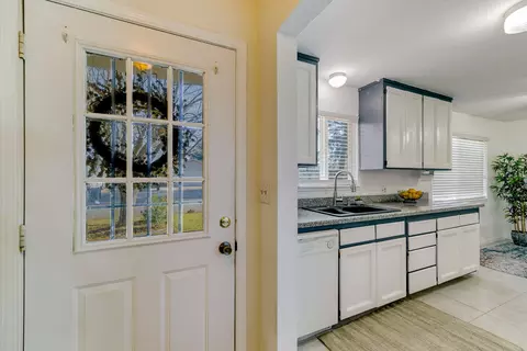 5222 Debbie Ln, Redding, CA 96002 photo 23