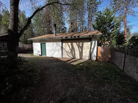 37448 Oak View St, Burney, CA 96013 photo 7