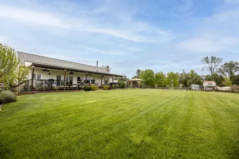 19590 Mockingbird Ln, Redding, CA 96002 photo 37