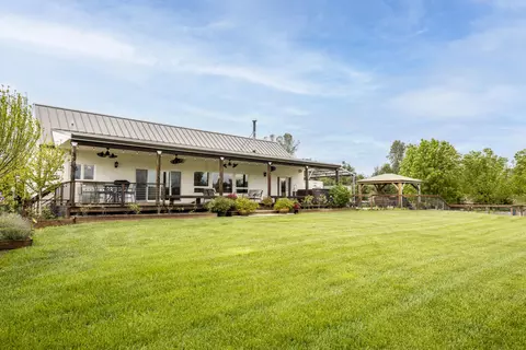 19590 Mockingbird Ln, Redding, CA 96002 photo 35