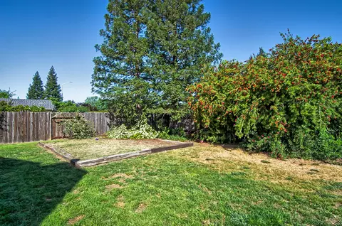 2262 Cilantro Dr, Redding, CA 96003 photo 31