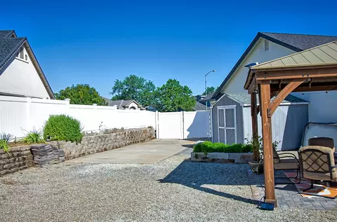 19215 Snowburst Ct, Redding, CA 96003 photo 29