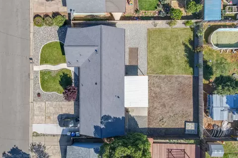 2567 Belladonna St, Redding, CA 96002 photo 13