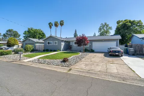 2567 Belladonna St, Redding, CA 96002 photo 15