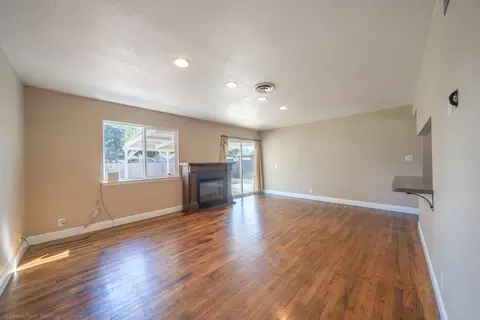 2567 Belladonna St, Redding, CA 96002 photo 31