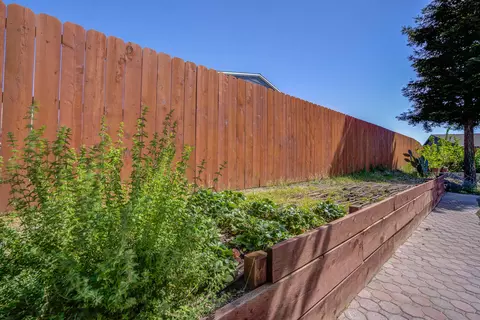 11345 Balboa Dr, Redding, CA 96003 photo 21