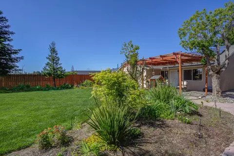 11345 Balboa Dr, Redding, CA 96003 photo 22