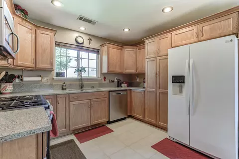 11345 Balboa Dr, Redding, CA 96003 photo 7