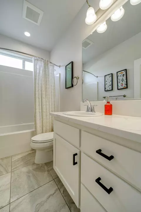 1175 Hancock Dr, Redding, CA 96003 photo 34