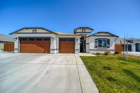 1175 Hancock Dr, Redding, CA 96003 photo 1