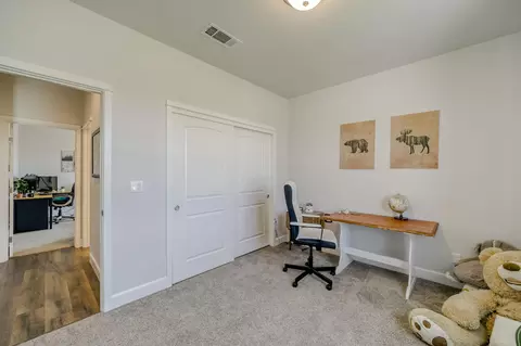 1175 Hancock Dr, Redding, CA 96003 photo 27