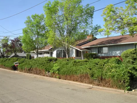 4692 Lookout Ct, Redding, CA 96001 photo 25