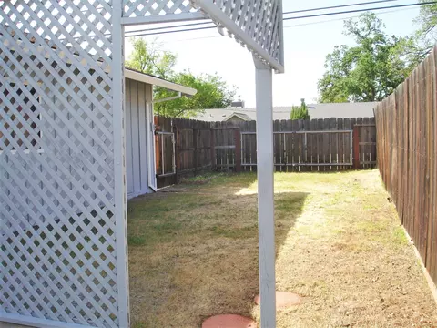 4692 Lookout Ct, Redding, CA 96001 photo 33