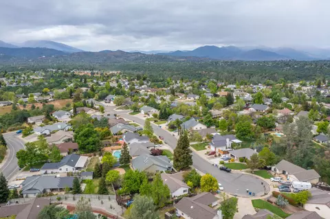 3037 Stonecrest Pl, Redding, CA 96001 photo 33