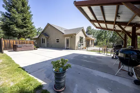 11764 Bay Tree Ln, Redding, CA 96003 photo 25